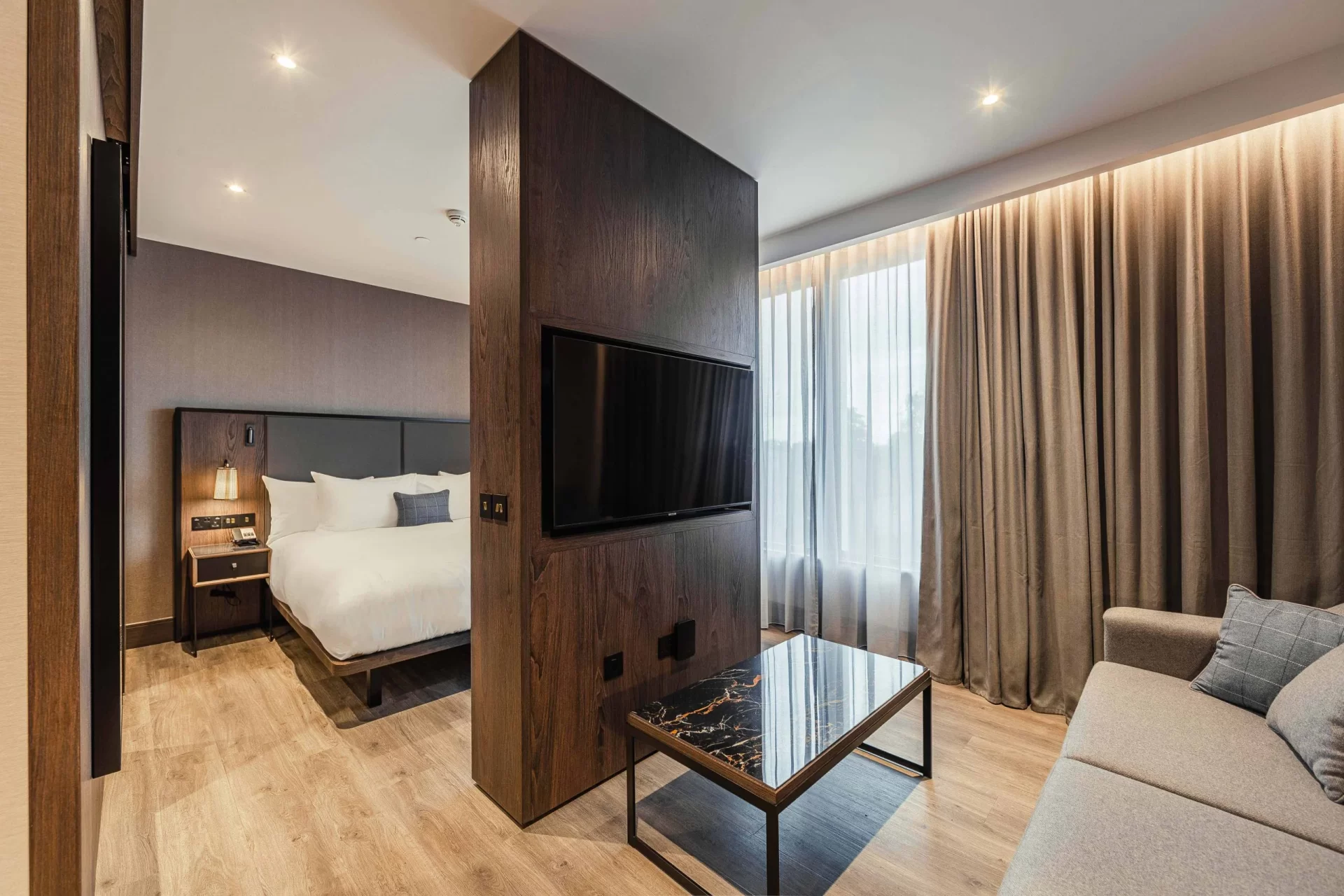 Family Stays in Cambridge - The Fellows Connecting Apartment Family Stays in Cambridge - The Fellows Connecting Apartment